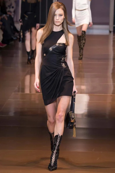 Look 38